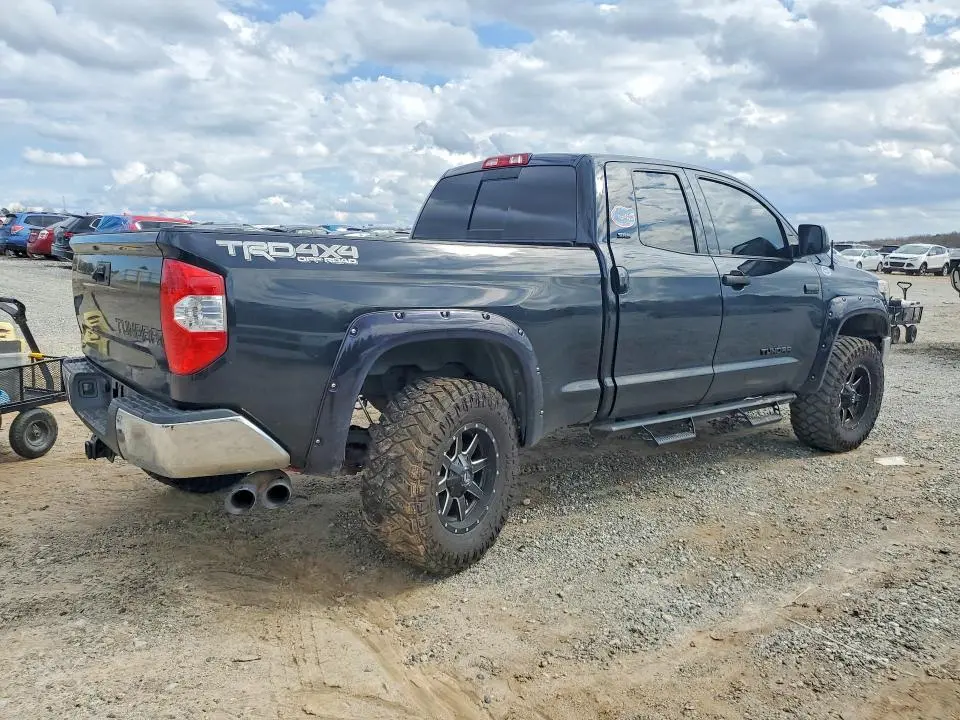 2019 TOYOTA TUNDRA SR5  