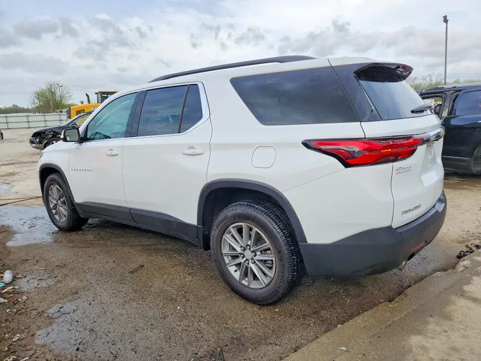 2023 CHEVROLET TRAVERSE LT  