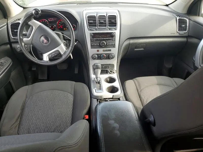 2011 GMC ACADIA SLE  