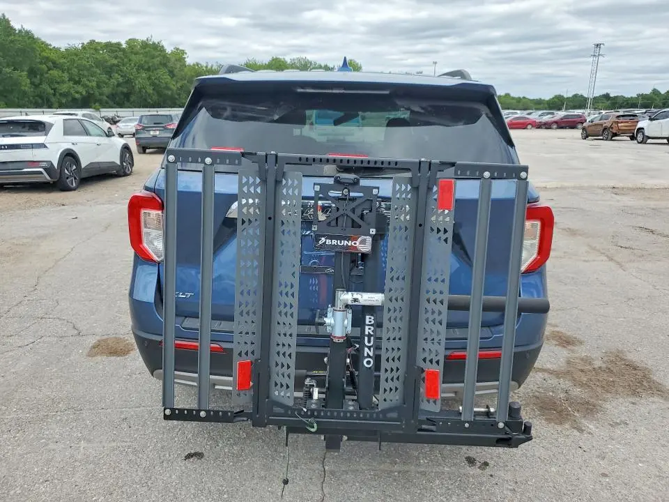 2020 FORD EXPLORER XLT  
