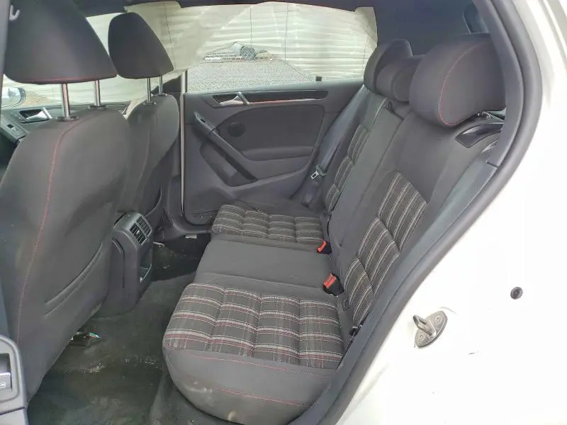 2011 VOLKSWAGEN GTI   