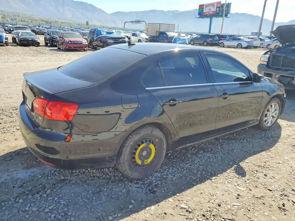 2014 VOLKSWAGEN JETTA SE  