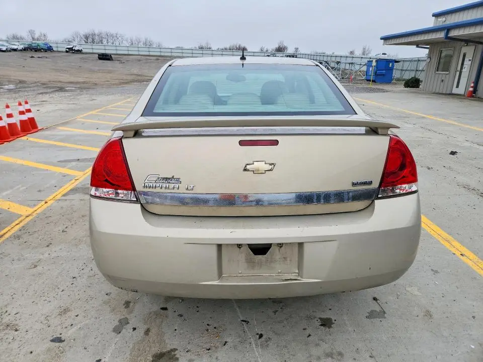 2010 CHEVROLET IMPALA LT  