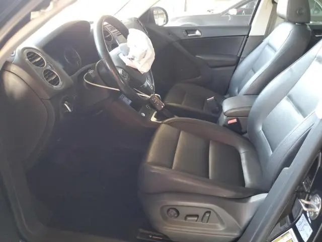 2016 VOLKSWAGEN TIGUAN S  