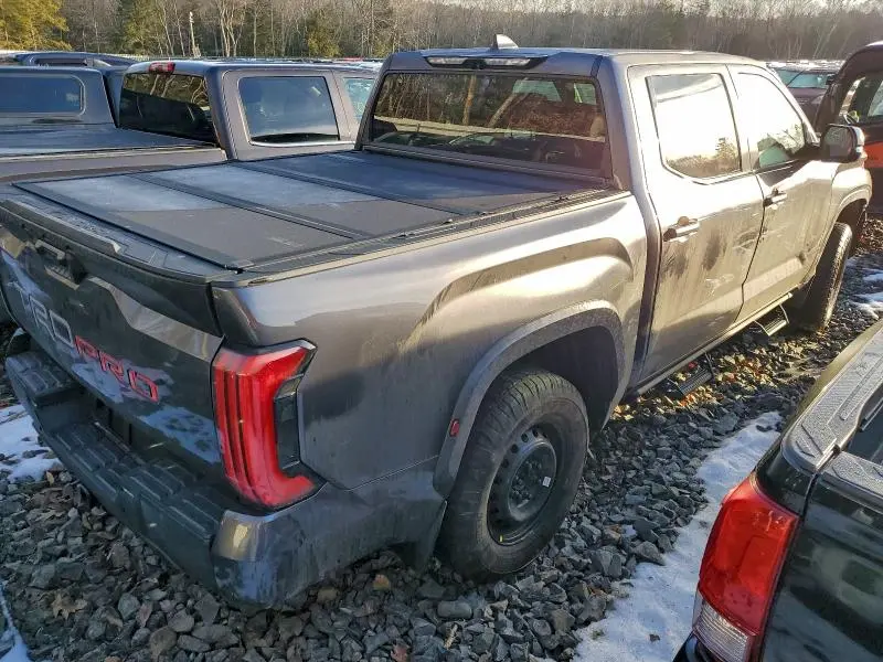 2024 TOYOTA TUNDRA CREWMAX LIMITED  