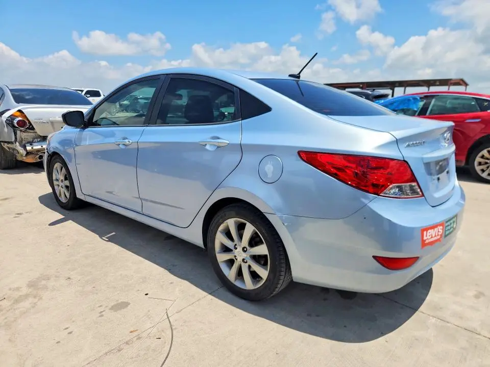 2012 HYUNDAI ACCENT GLS  