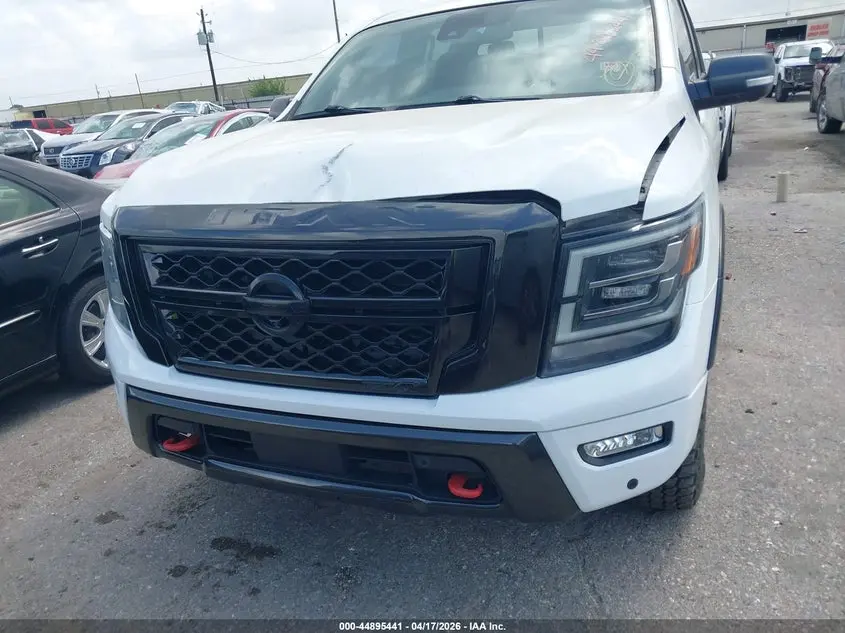 2021 NISSAN TITAN PRO-4X 4X4