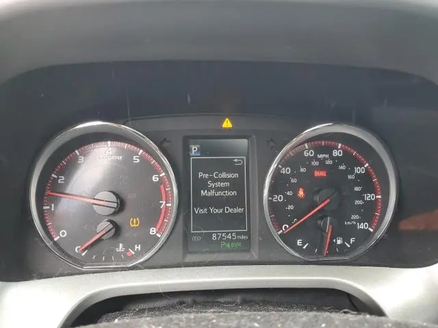 2016 TOYOTA RAV4 SE  