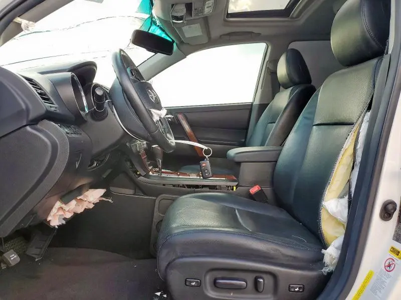 2013 TOYOTA HIGHLANDER LIMITED  