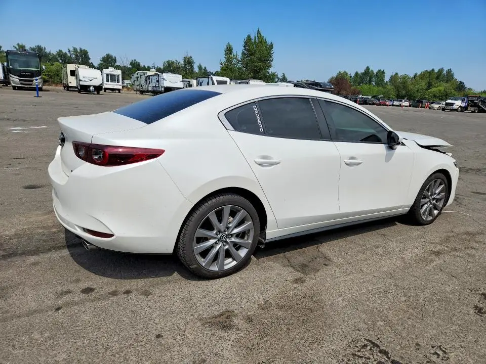 2023 MAZDA 3 PREFERRED  