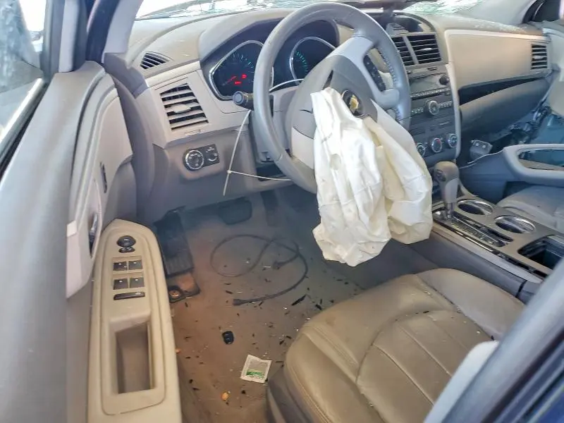 2012 CHEVROLET TRAVERSE LS  