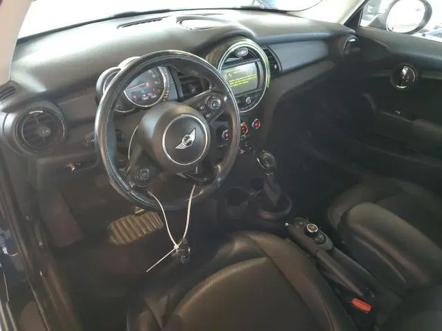 2017 MINI COOPER