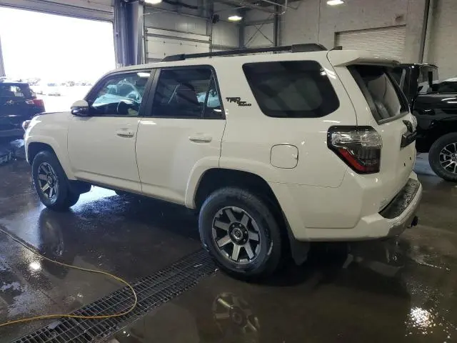 2023 TOYOTA 4RUNNER SE  
