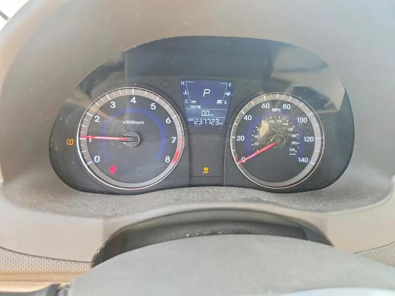 2013 HYUNDAI ACCENT GLS  