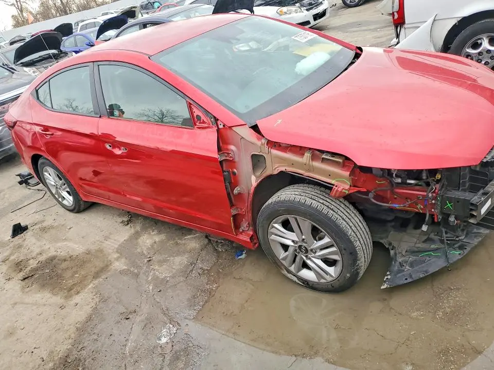 2020 HYUNDAI ELANTRA SEL  