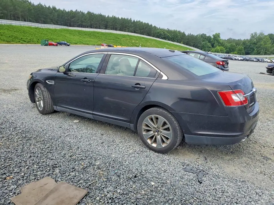 2011 FORD TAURUS LIMITED  