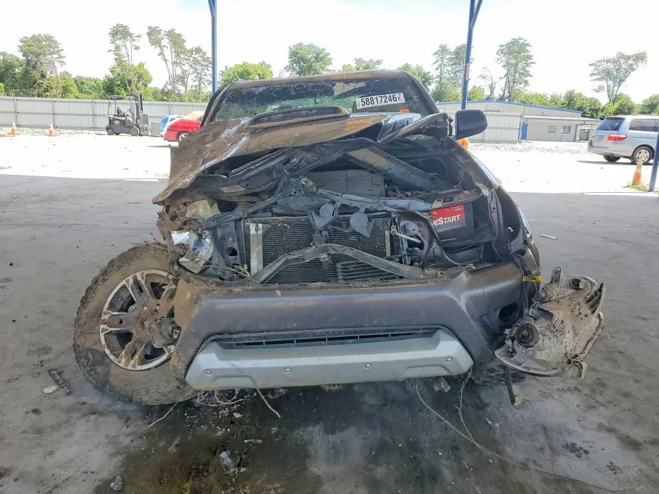 2015 TOYOTA TACOMA V6  