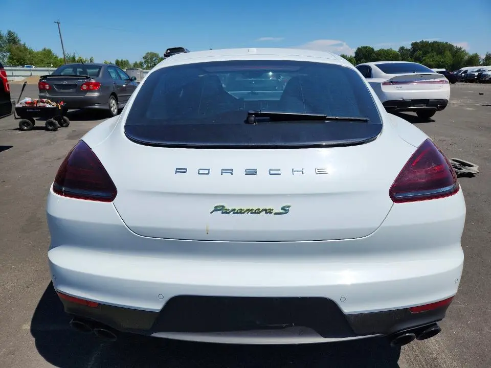 2016 PORSCHE PANAMERA SE HYBRID  