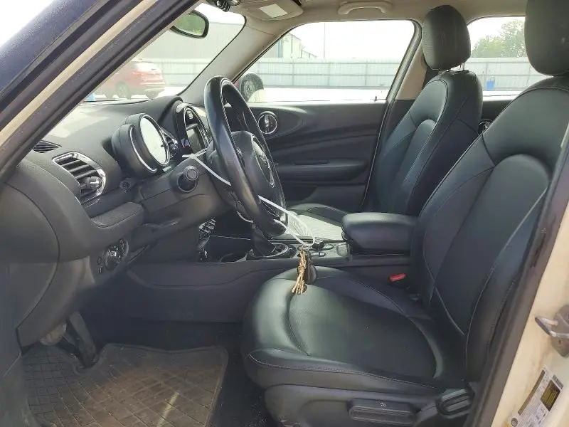 2016 MINI COOPER   