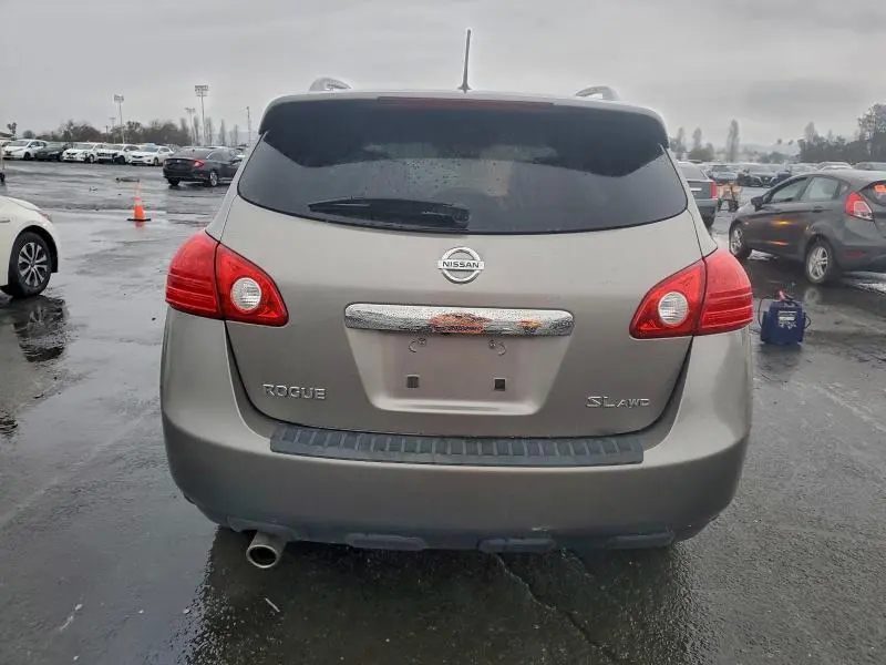2012 NISSAN ROGUE S  