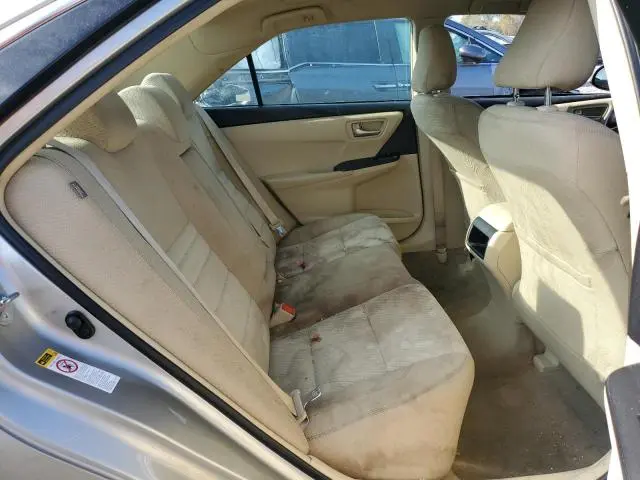 2016 TOYOTA CAMRY LE  