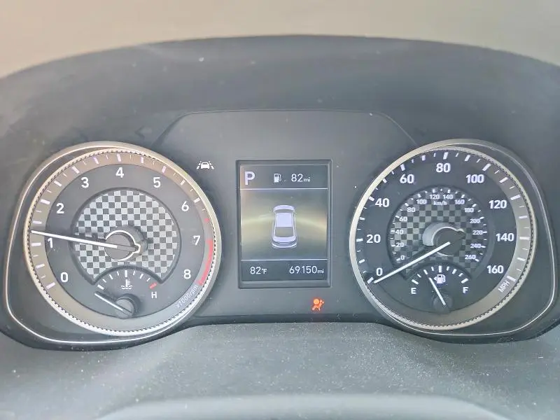 2020 HYUNDAI ELANTRA SE  