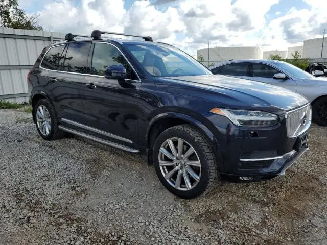 2017 VOLVO XC90 T6  