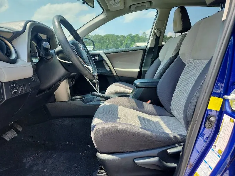 2014 TOYOTA RAV4 XLE  