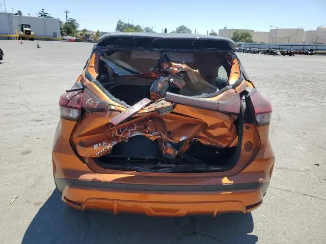 2023 NISSAN KICKS SR  