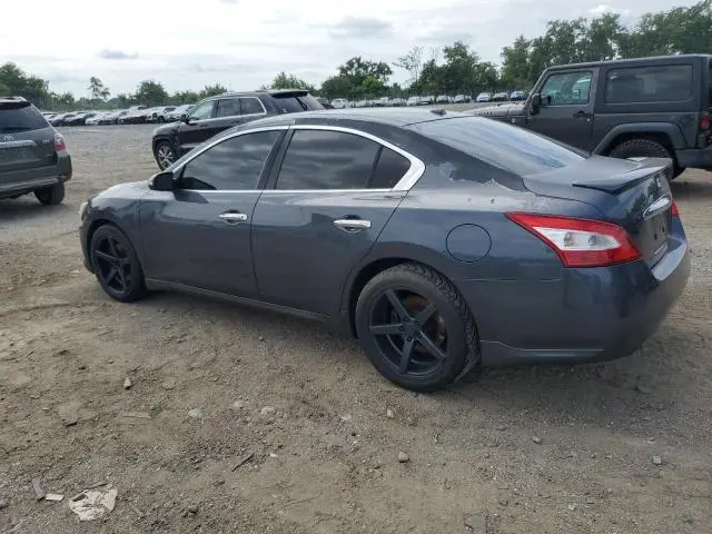 2010 NISSAN MAXIMA S  