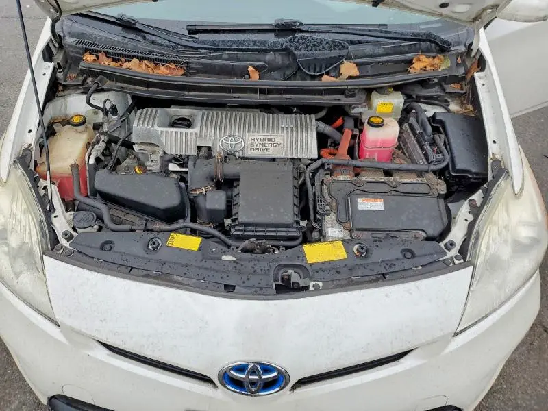 2013 TOYOTA PRIUS   