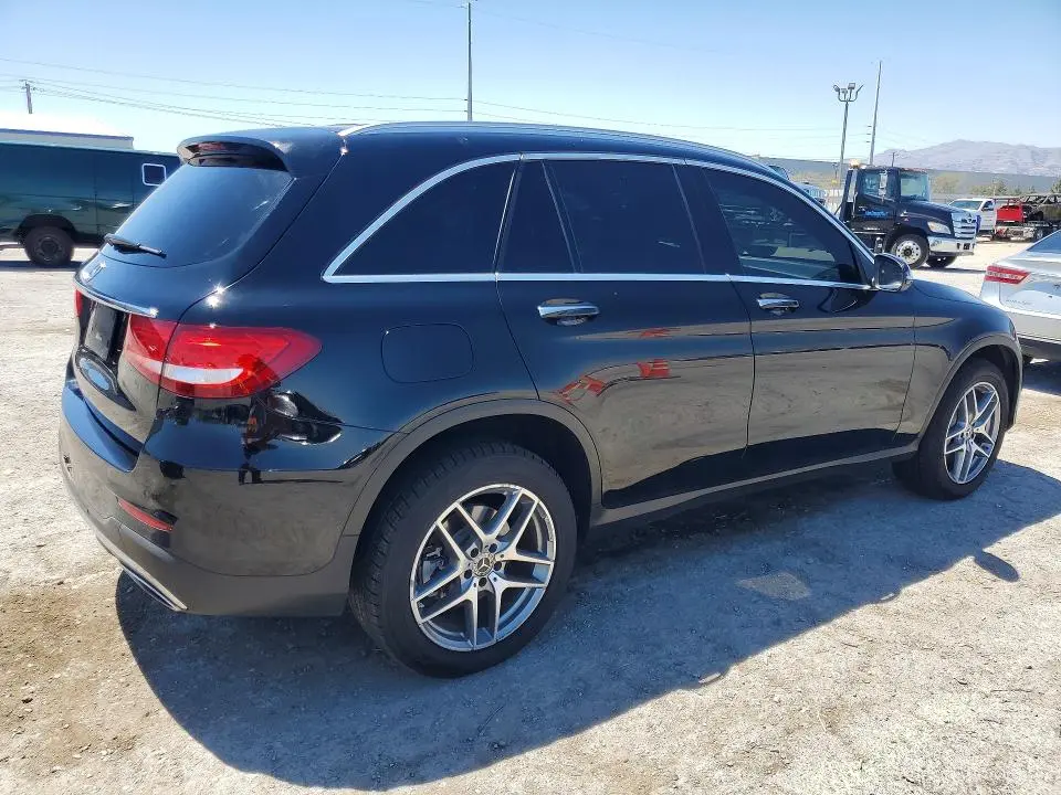 2018 MERCEDES-BENZ GLC 300  