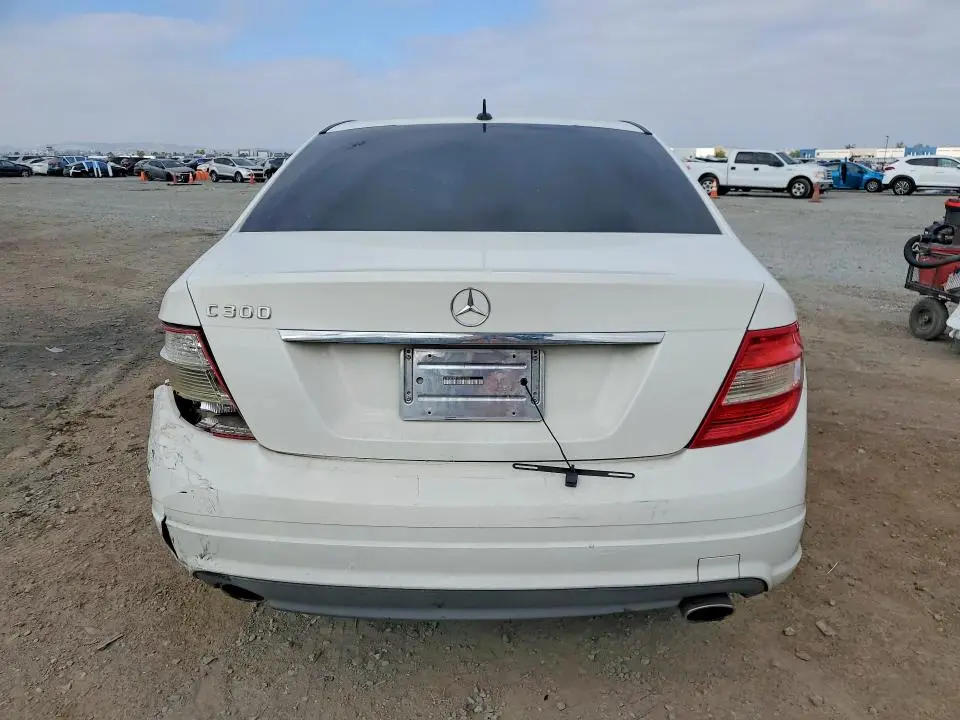 2010 MERCEDES-BENZ C 300  