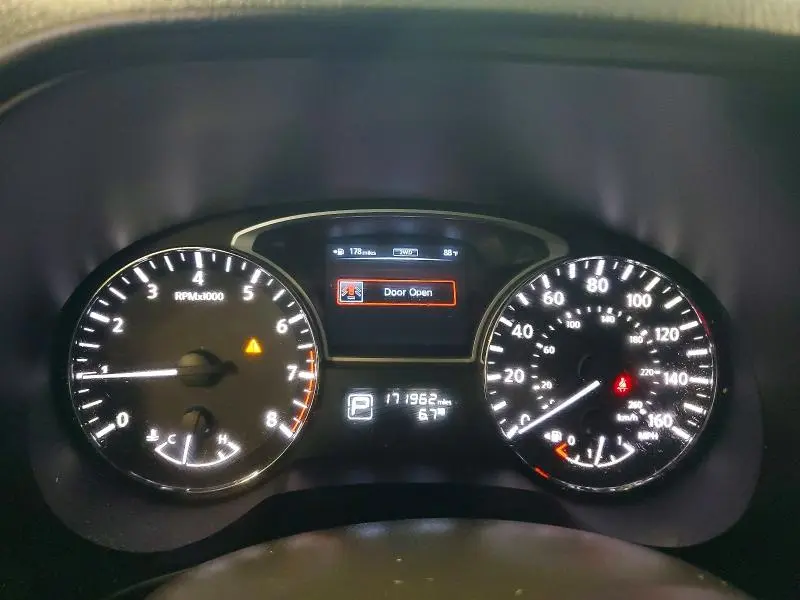 2013 NISSAN PATHFINDER S  