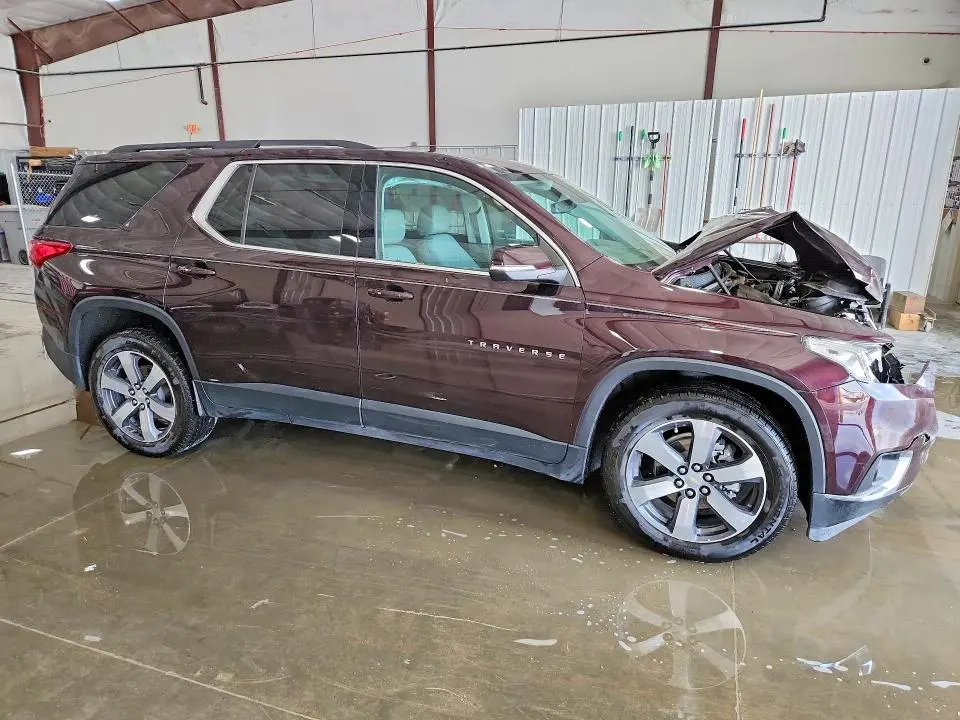 2021 CHEVROLET TRAVERSE LT  