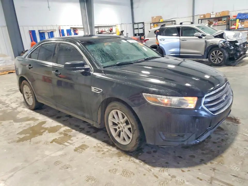 2014 FORD TAURUS SE  