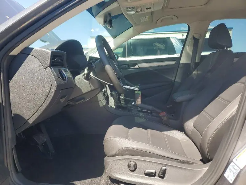 2022 VOLKSWAGEN PASSAT SE  