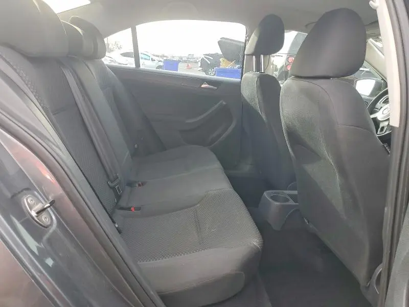 2012 VOLKSWAGEN JETTA BASE  