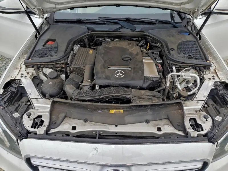 2017 MERCEDES-BENZ E 300  