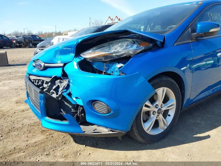 2014 FORD FOCUS SE
