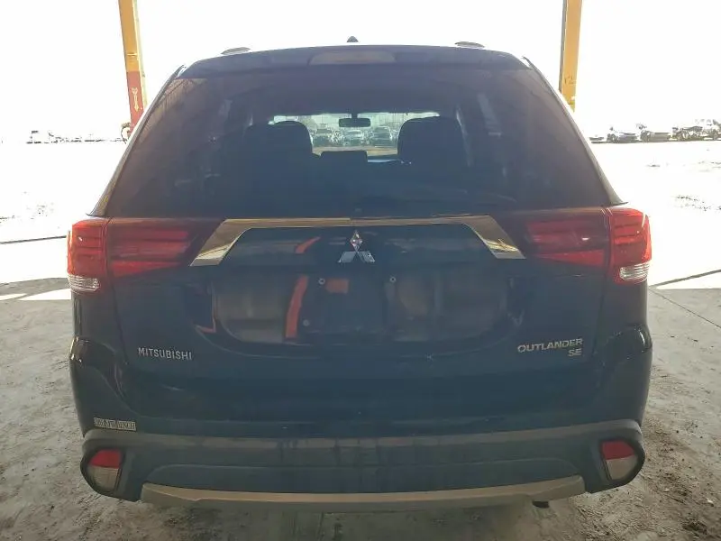 2016 MITSUBISHI OUTLANDER SE  