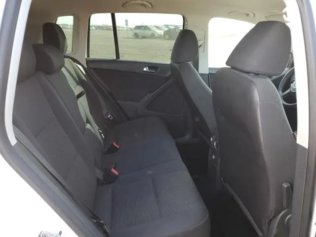 2012 VOLKSWAGEN TIGUAN S  