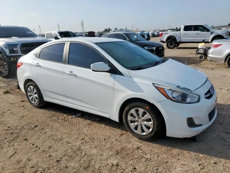 2015 HYUNDAI ACCENT GLS  