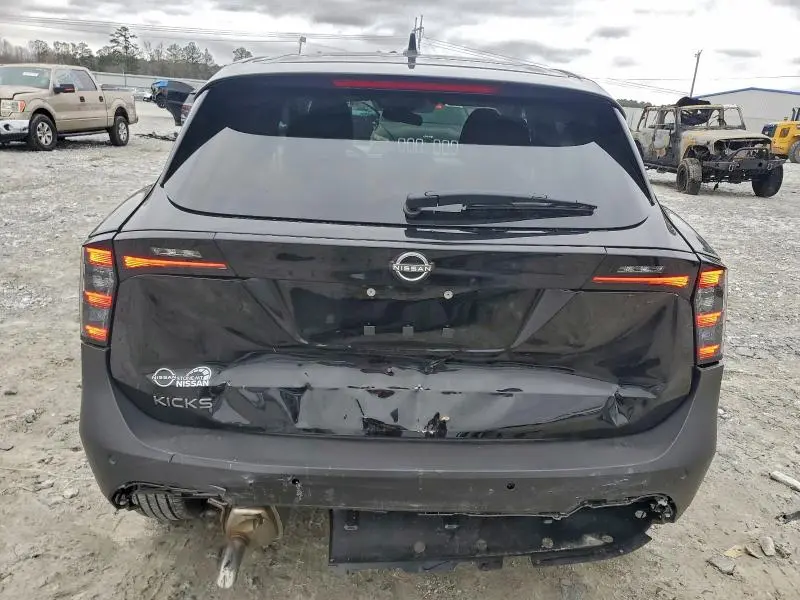 2025 NISSAN KICKS SV  
