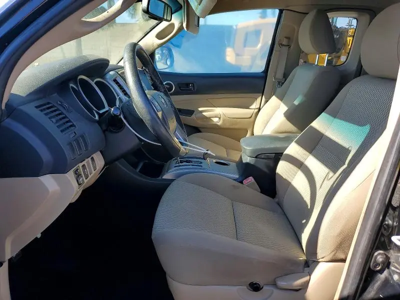 2013 TOYOTA TACOMA BASE  