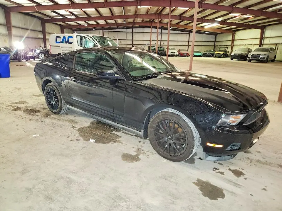 2011 FORD MUSTANG   