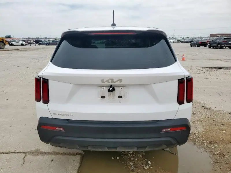2023 KIA SORENTO LX  