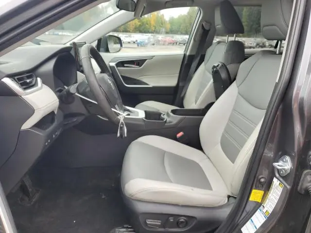 2022 TOYOTA RAV4 XLE PREMIUM  