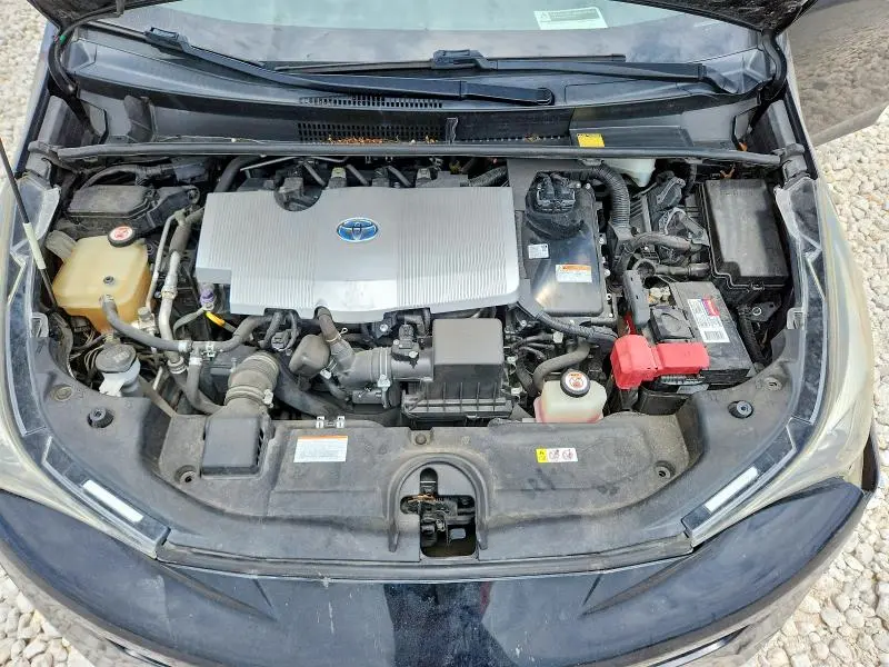 2017 TOYOTA PRIUS   