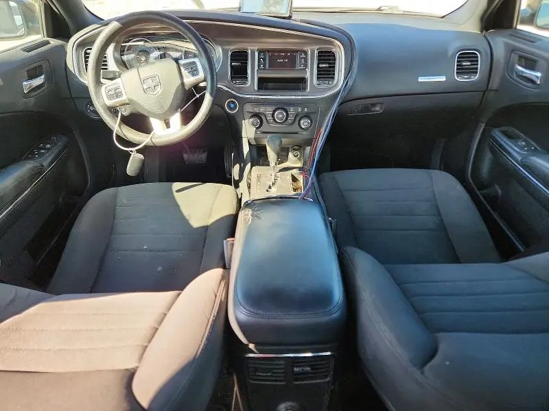 2013 DODGE CHARGER SE  